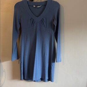 Athleta V-Neck Tunic Top in Slate Blue